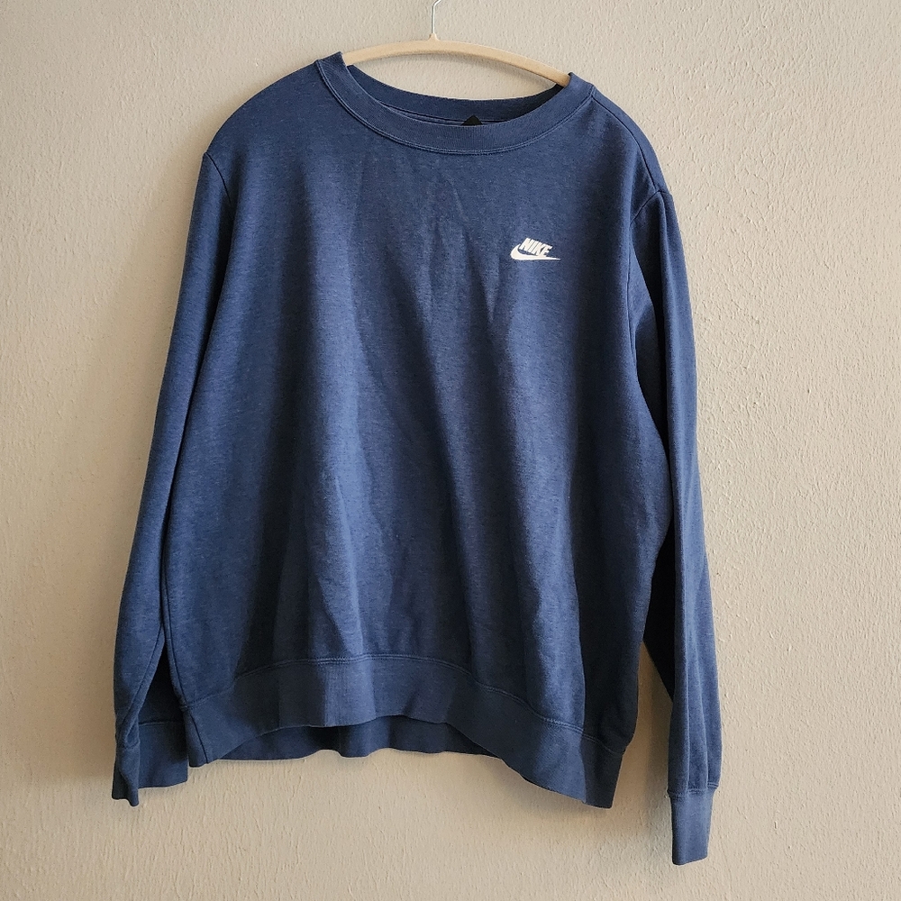 Nike Men's Blue Sweater